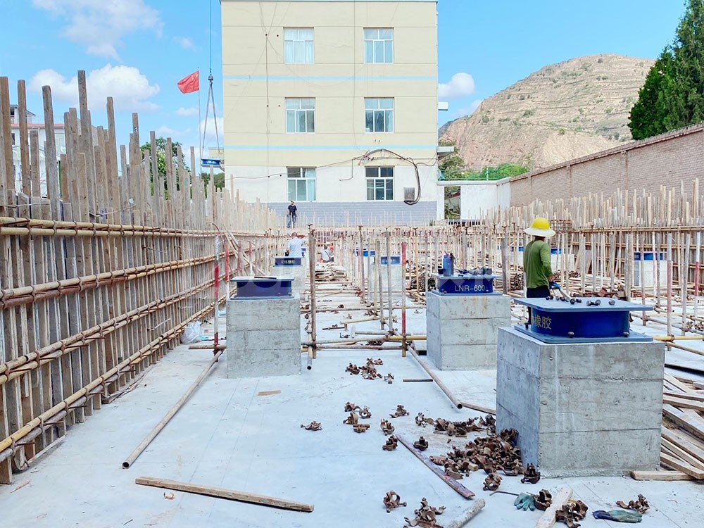 HDR1300高阻尼橡胶隔震支座什么价格