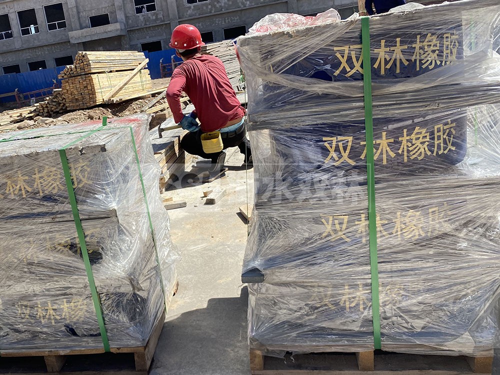 建筑橡胶抗震支座生产厂家