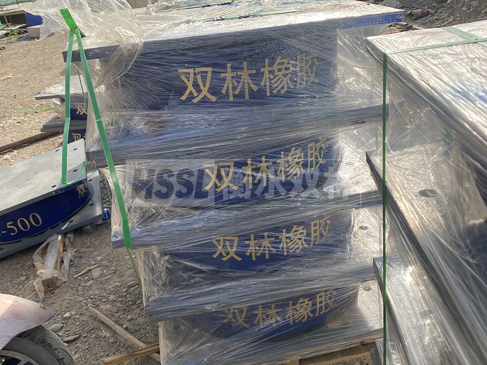 高阻尼橡胶隔震支座(HDR)多少钱